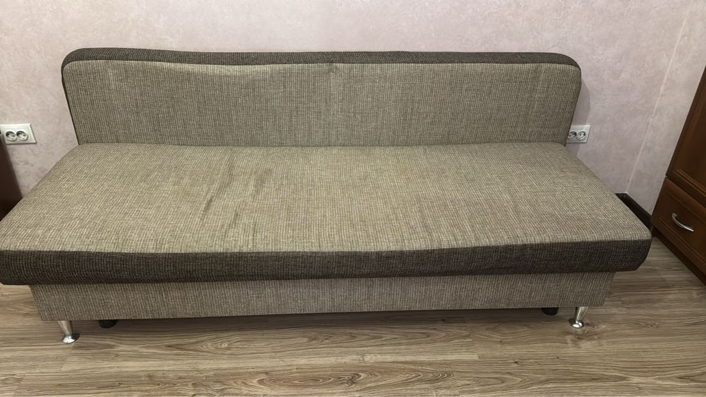 Тахта раскладная .