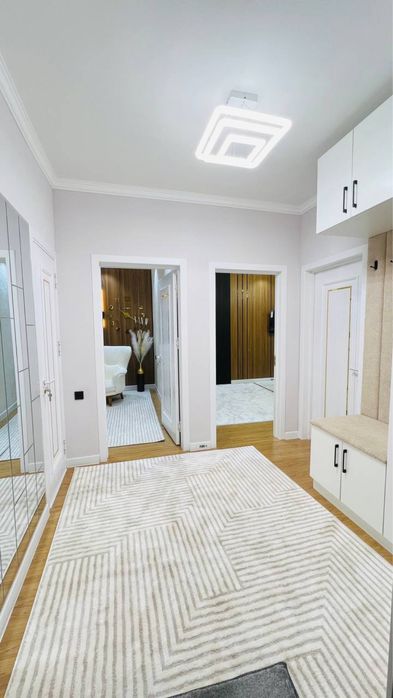 Срочно.  Горит!   Чиланзар 14.  3 х комнатная ЕВРО