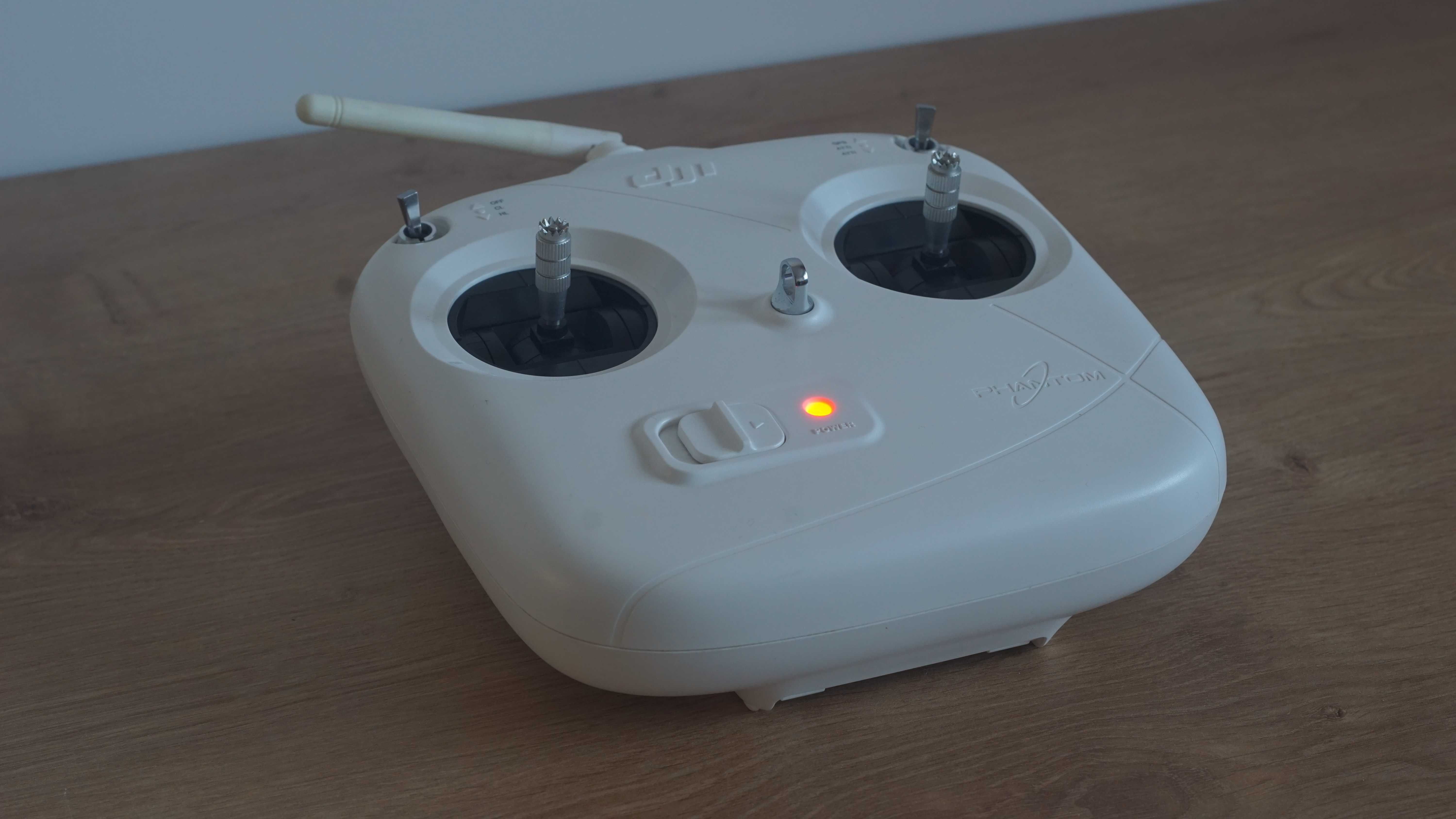 Telecomanda drona DJI Phantom MODEL DJ6