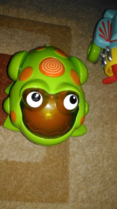 Jucarii bebe 3 luni+