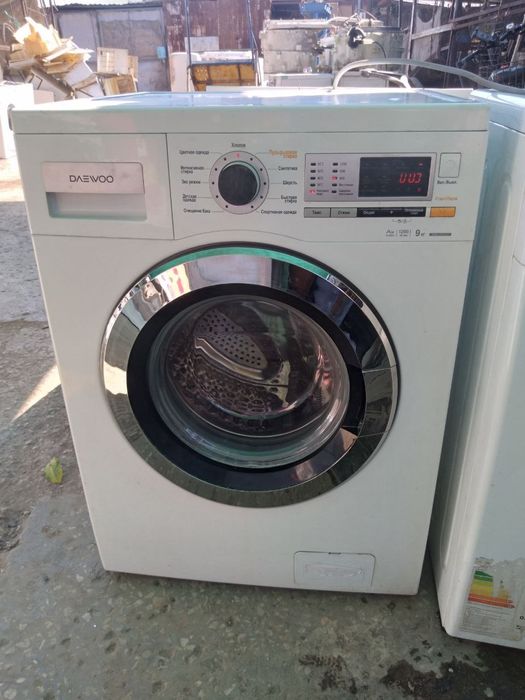 Стиральная машинка в хорошем состоянии есть гарантия я сам мастер