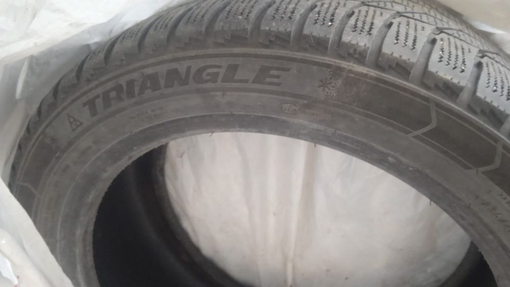 Продам шины зима
