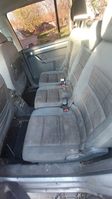 Vw touran 2.0 метан цял или на части