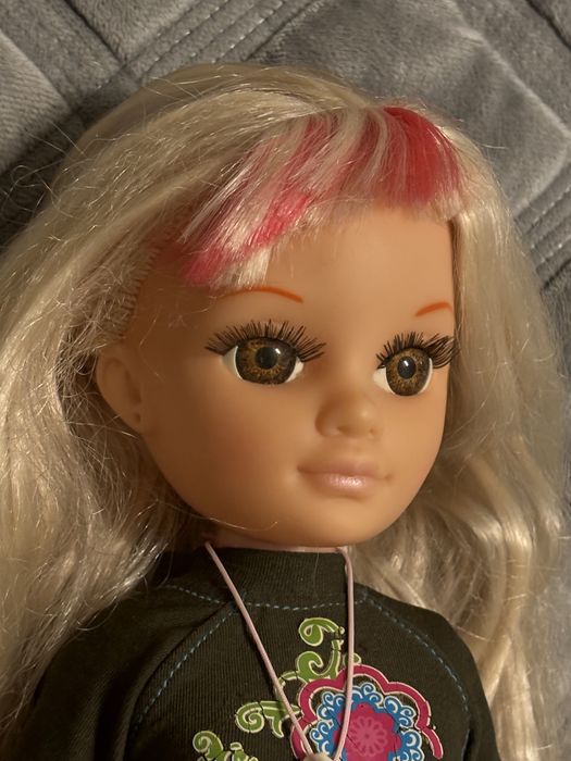 Кукла в хорошем состоянии