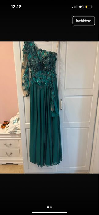 Vand rochie ocazie, marime M