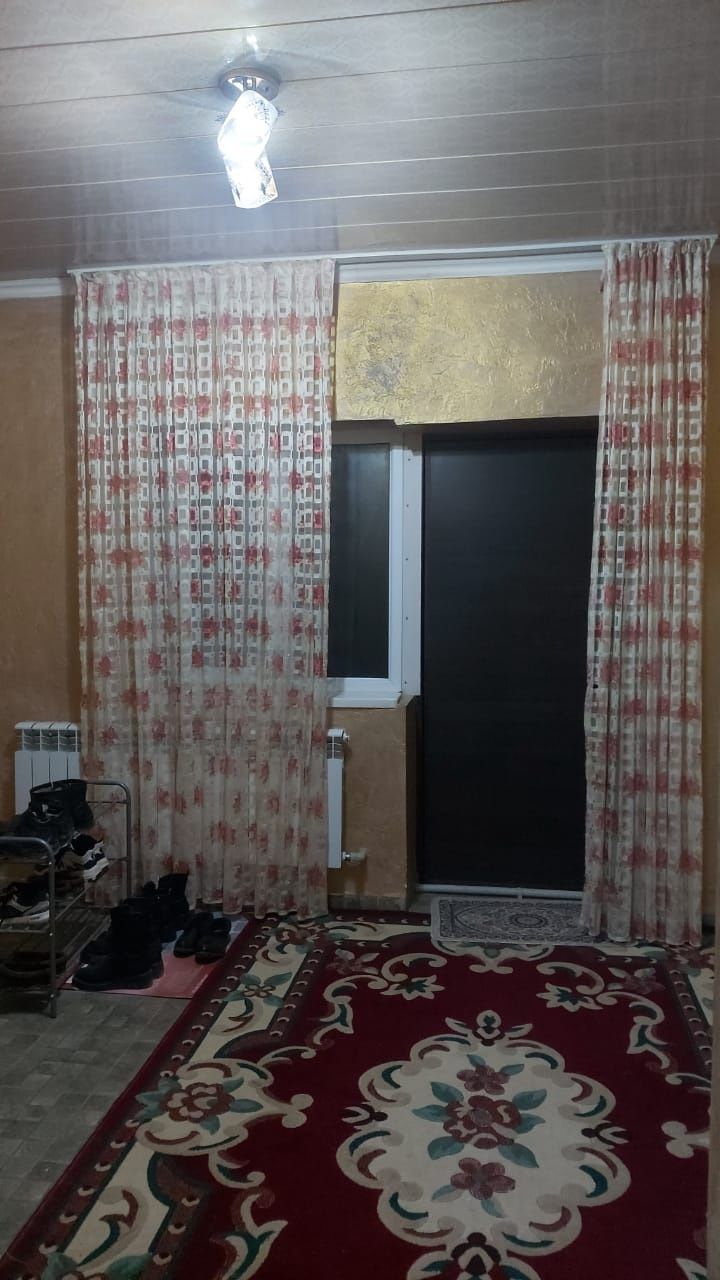 8 бөлмелі үй сатылады