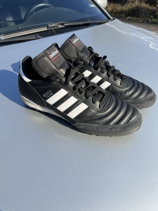 Стоножки Adidas Mundial Team