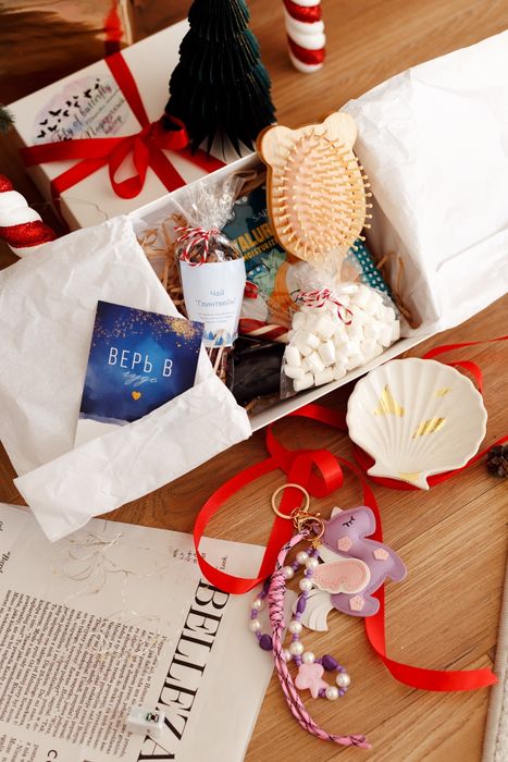 Подарочные боксы для девушек