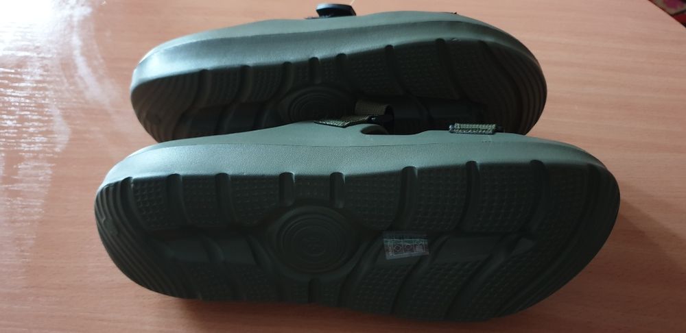 Slapi Feetty - 45 cm