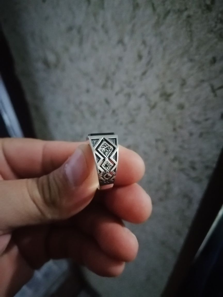 Kumush uzuk turkiya