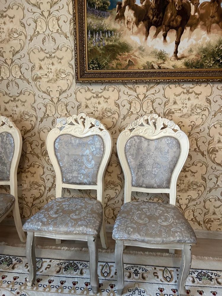 Продается стулья