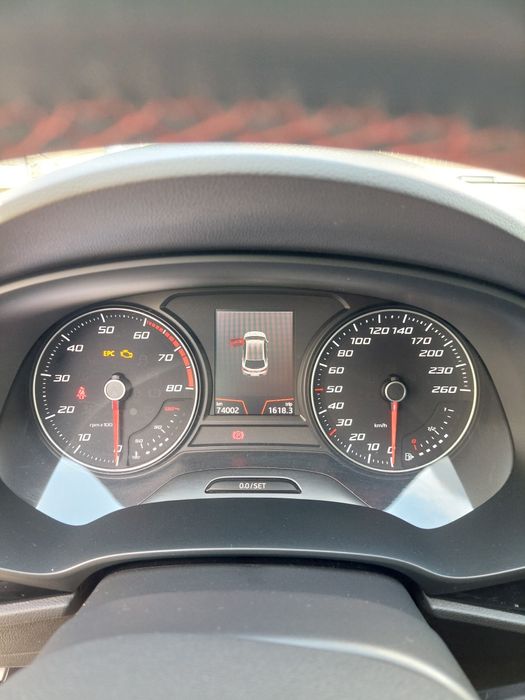 Seat Leon FR 1.5 TSI 131CP • 2019 • Manuală • 74.000 km • Impecabil