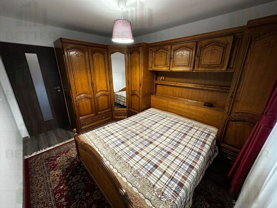 Mobila dormitor lemn masiv