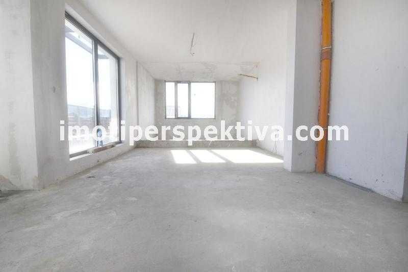 Продава се Многостаен апартамент в Пловдив, Остромила - 182 кв.м за 1300 €/кв.м - Снимка #3