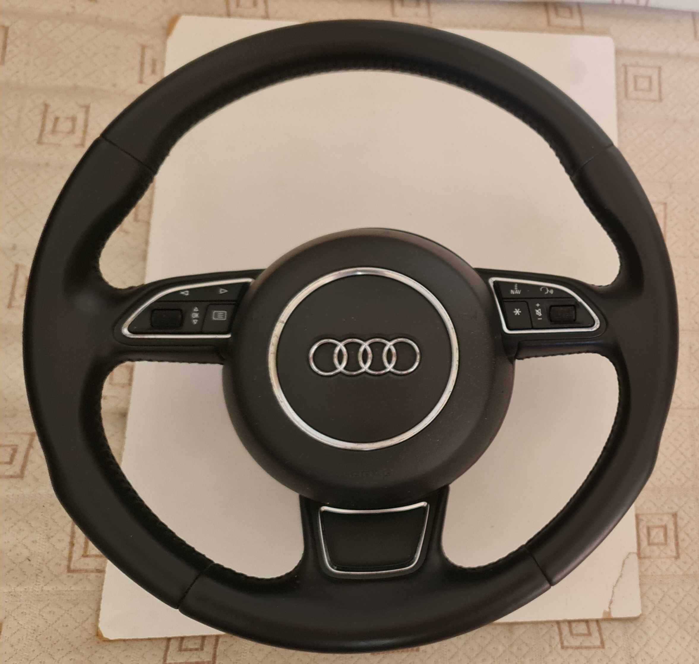 Кожен мулти волан с аербаг АУДИ Audi