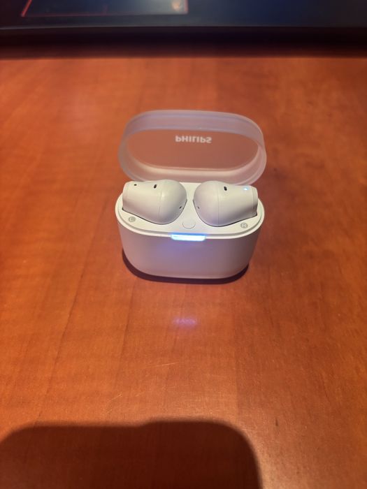 Слушалки Philips airpods