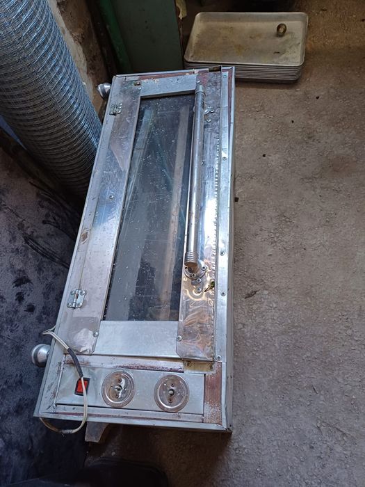 Продам электро-печь холодильник и  газовая печь 9ти листовка