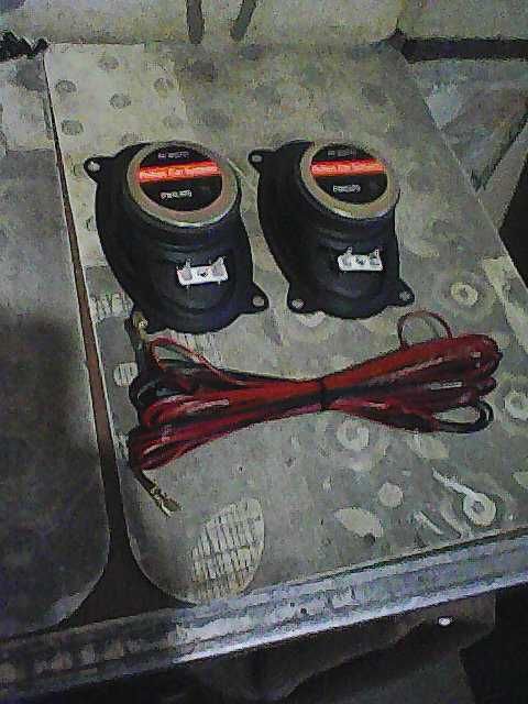 Difuzoare Philips 50 w pt masina si 2 boxe Canton