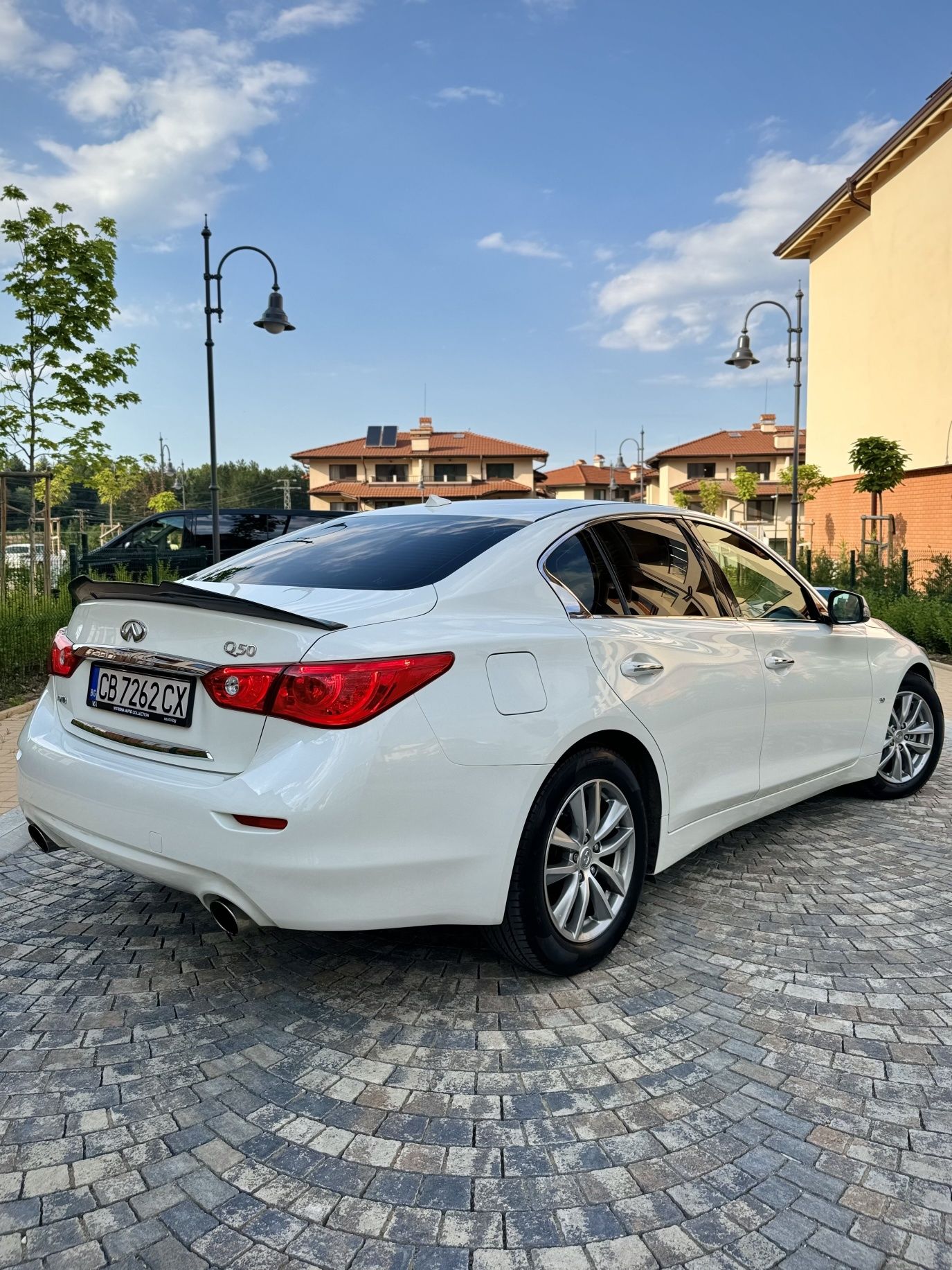 Infiniti q50 3.0t AWD 300кс