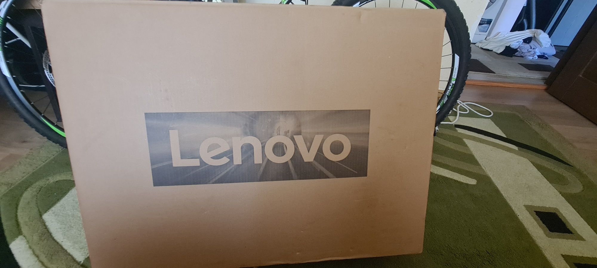 Lenovo ideacentre AIO 5 27IAH7