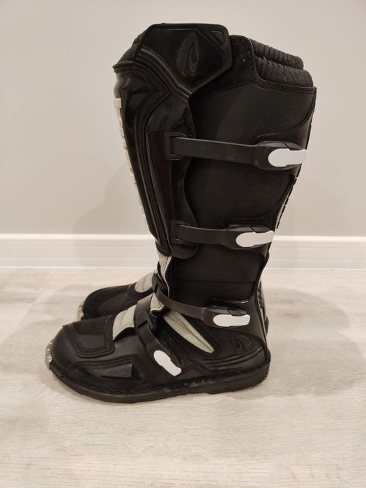 Кросови ботуши FORMA номер 44