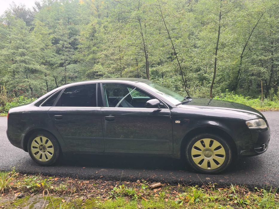 Vand audi a4 b7 in stare buna