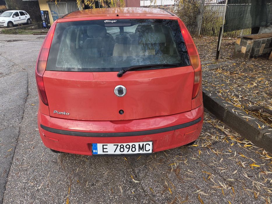 Фият пунто 2005 година всичко платено ,