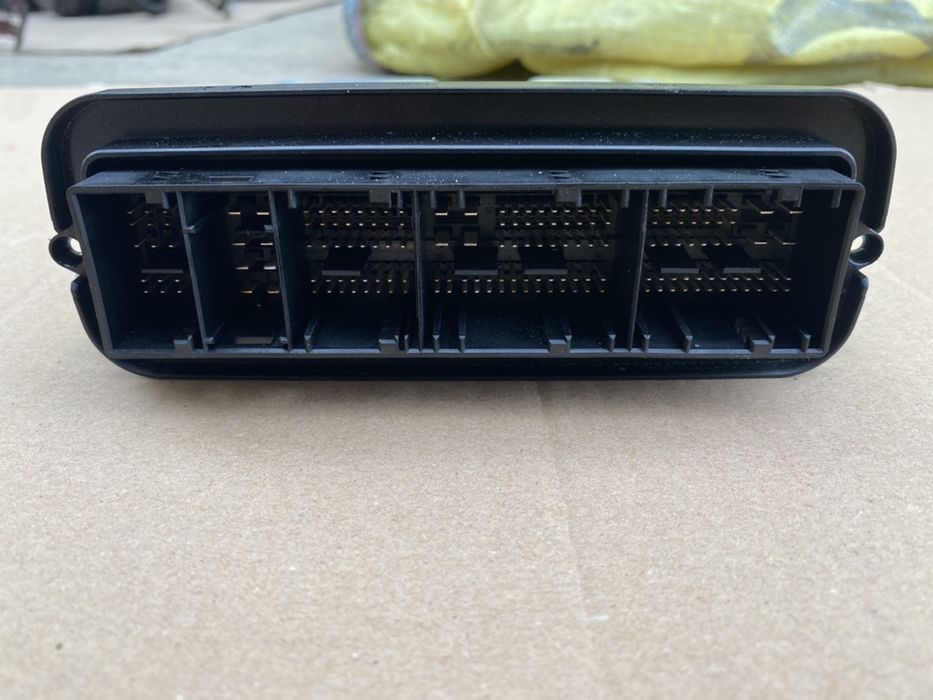 Kit pornire / Ecu motor BMW Seria 7 , 730D 245Cp : 8511983