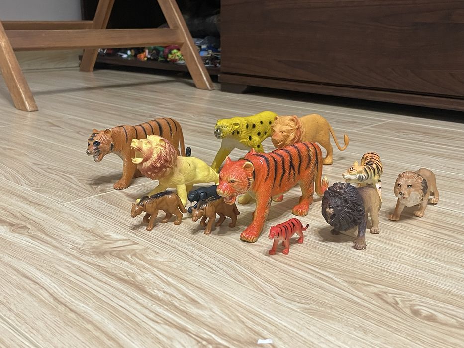 Figurine animale salbatice si domestice din plastic