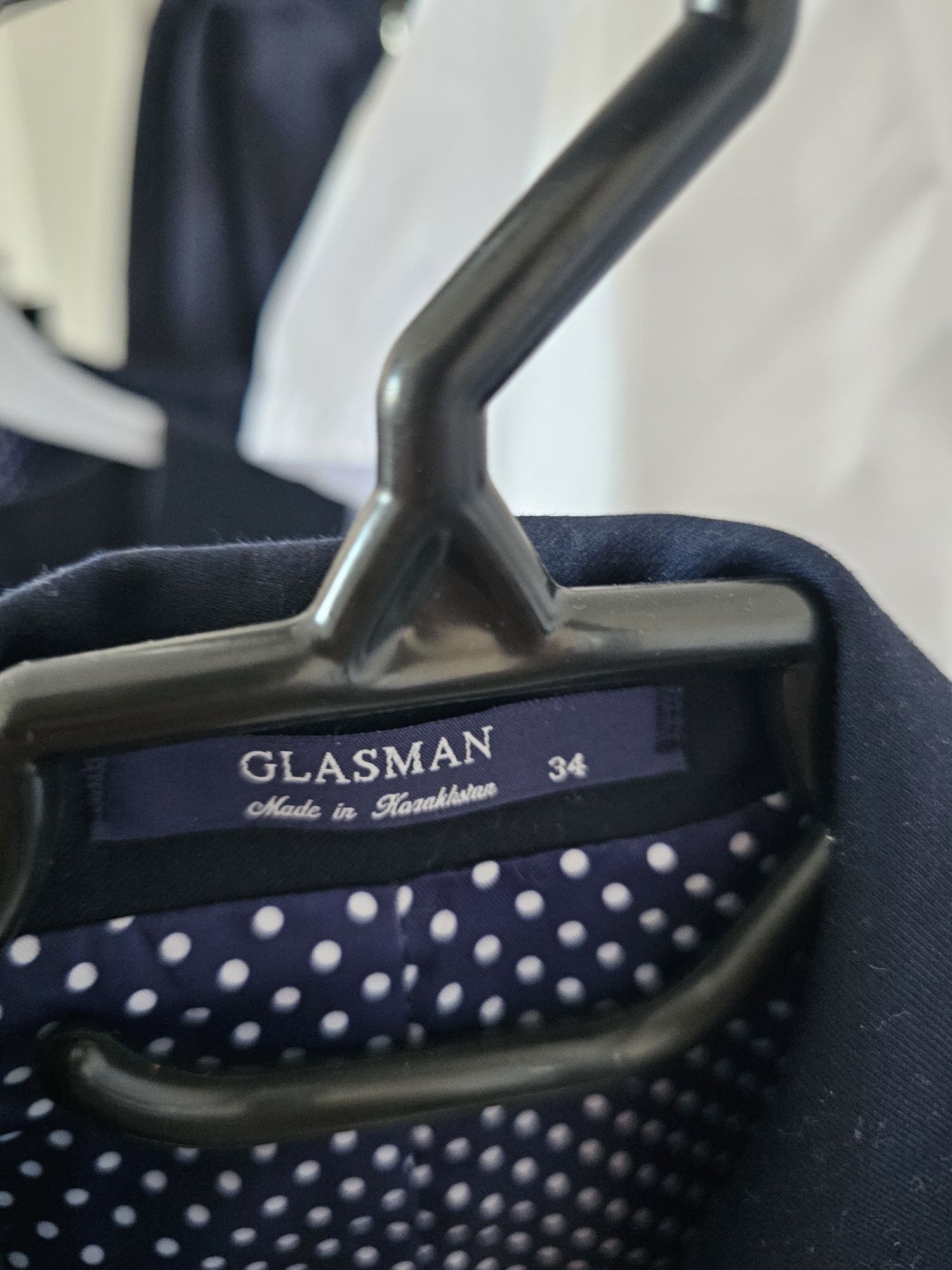 Продам школьную форму Glasman