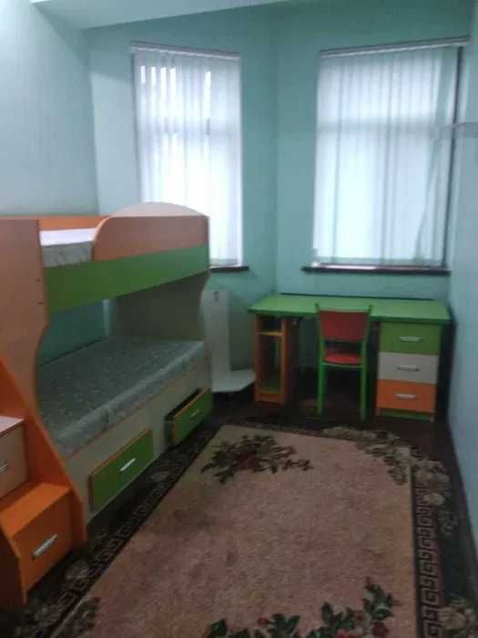 Сдаётся в аренду 3-ком/3/7 квартира на р-н Юнусабадский