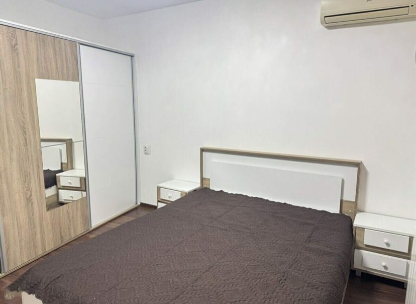 Дава се под наем Двустаен апартамент в Русе, Център - 55 кв.м за 382.5 € - Снимка #3