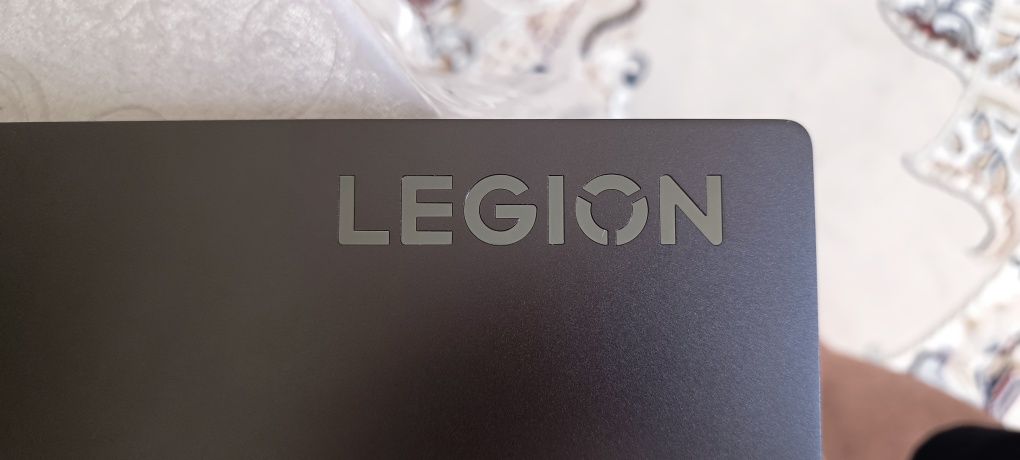 Игровой ноутбук LEGION