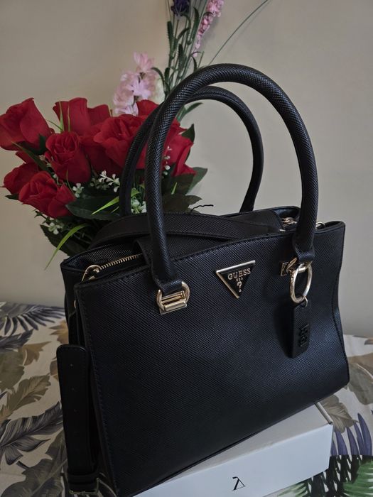 GUESS Black дамска чанта