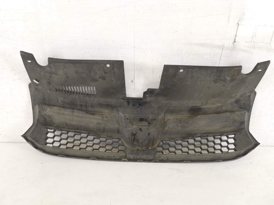 Grila Radiator Dacia  Logan 2 2013 2014 2015 2016 Original In Stare Bu