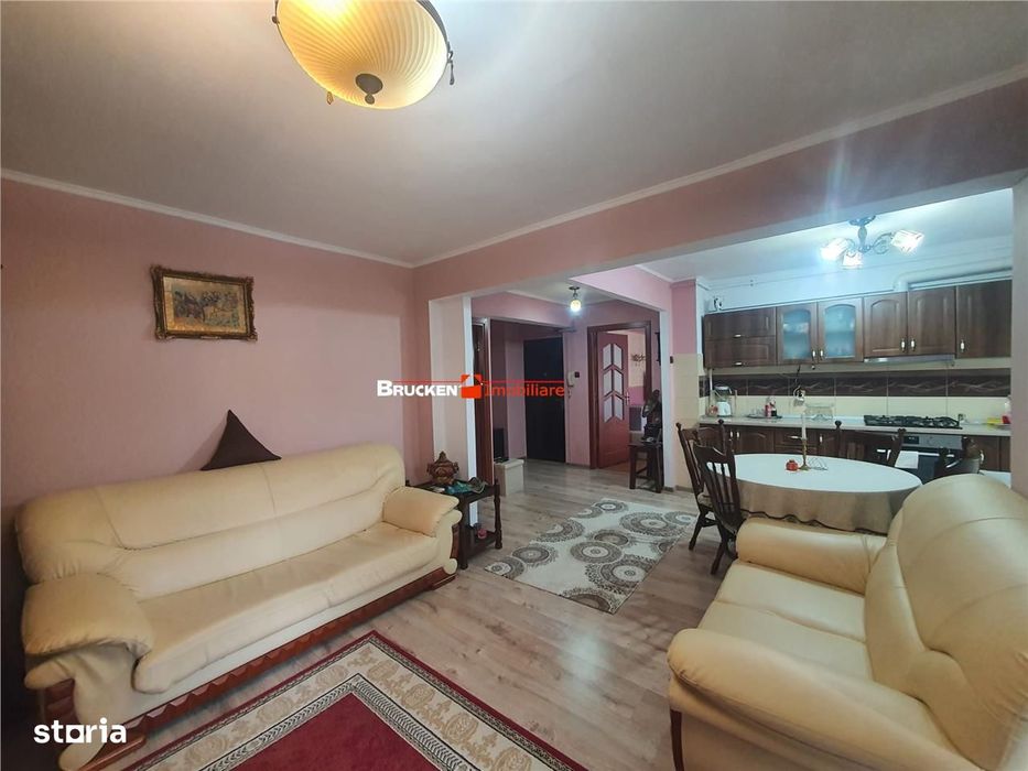 Apartament cu 2 camere de inchiriat