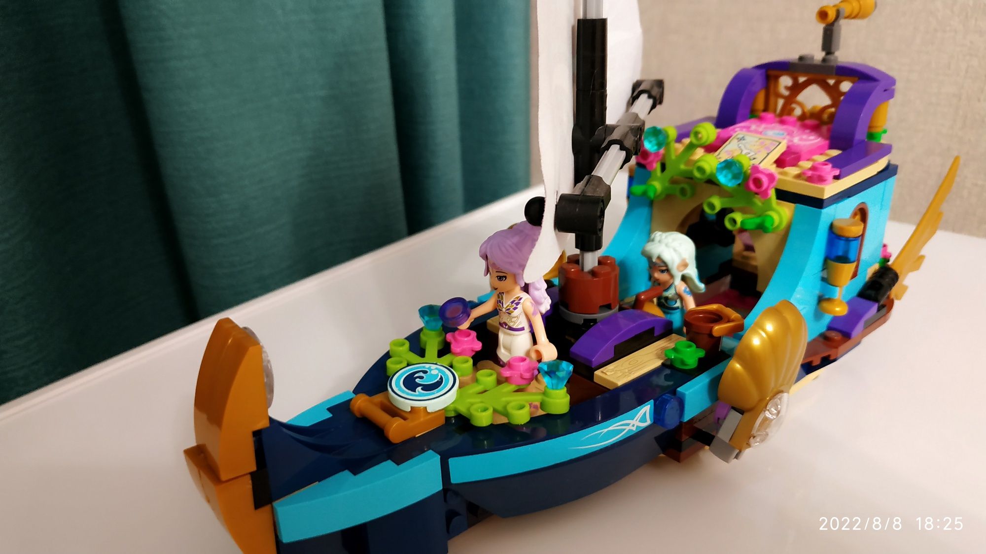 Лего. Корабль Наиды
