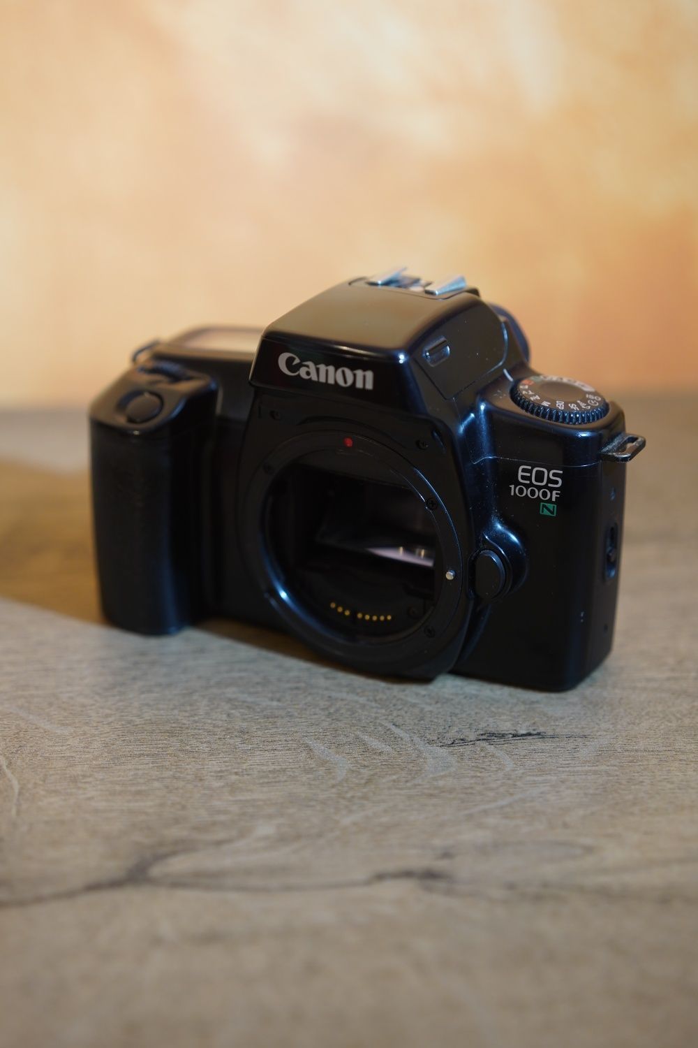 Camera foto pe film Canon EOS 1000F N
