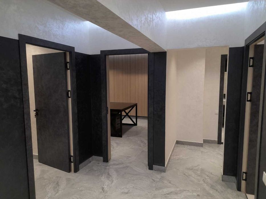 Дархан, офис 115 м² — готов к работе, предоплата 3 месяца