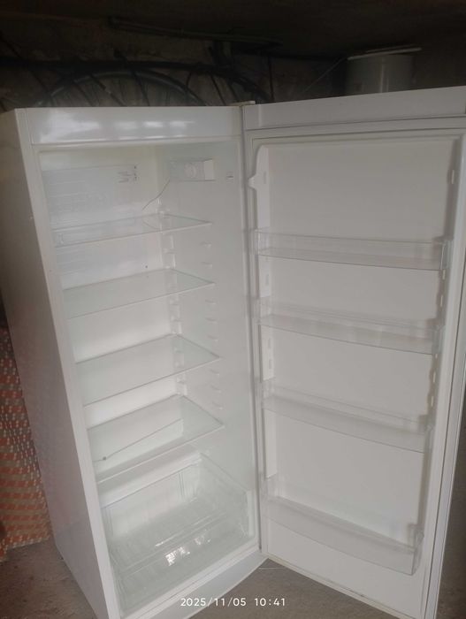 Хладилник без фризер.