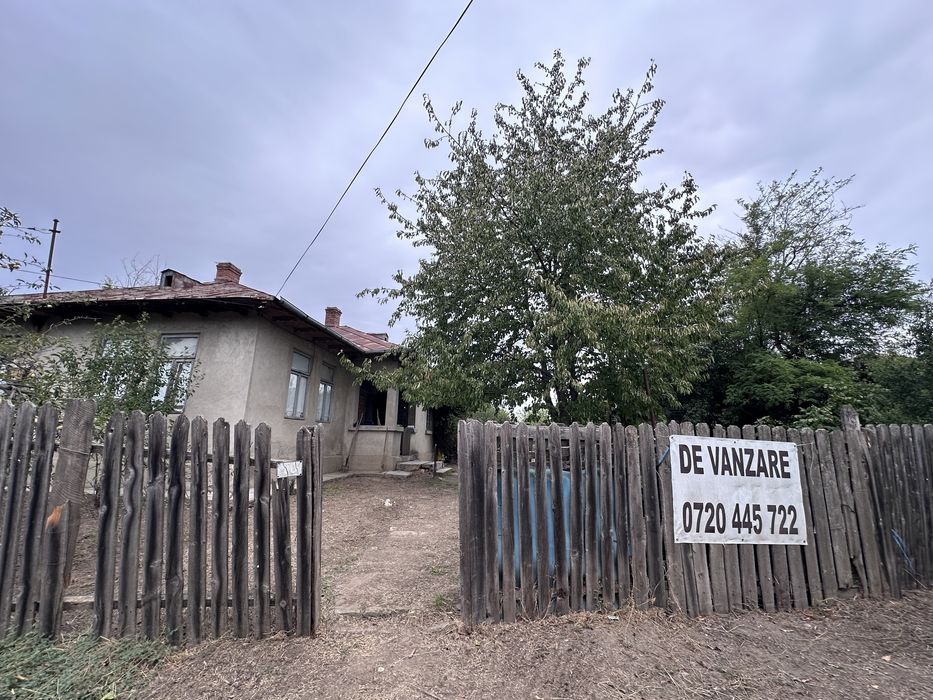 Casa Ciochina, Ialomita, cu teren de 1644 m