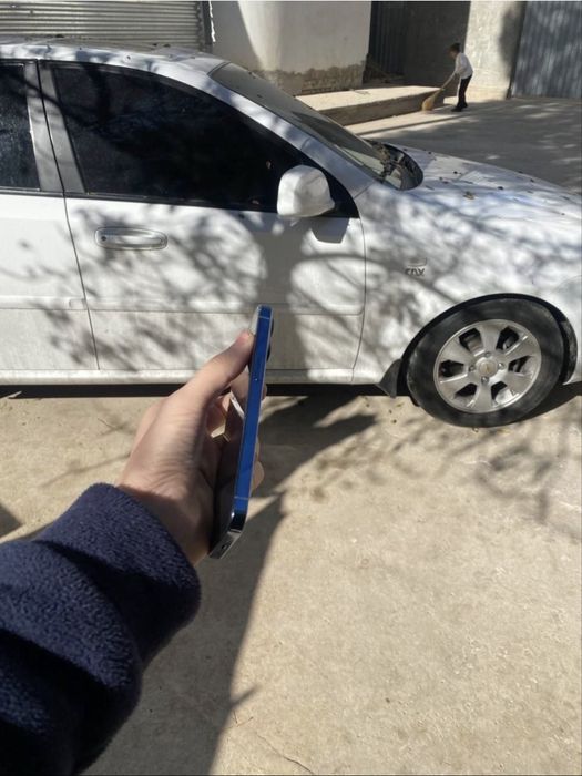 ipon 13 pro 256 talik ideal