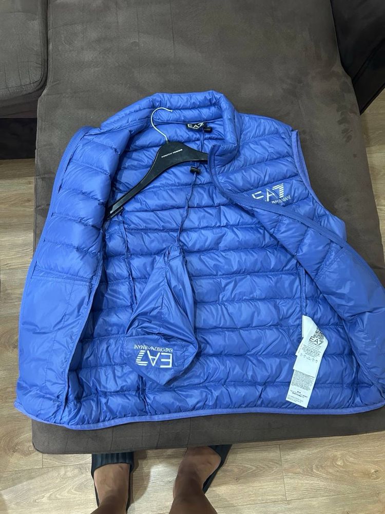 Оригинална грейка на Еmporio Armani EA7
