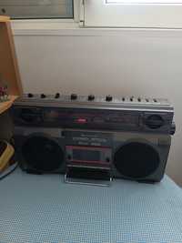 Radio vechi românesc Stereo Spatial RCS 003, fabricat de Electronica