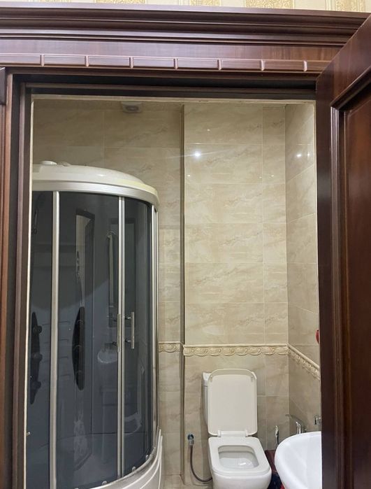 Квартира на Шота Руставели 3/2/4 общ пл 93м Высокопотолочка