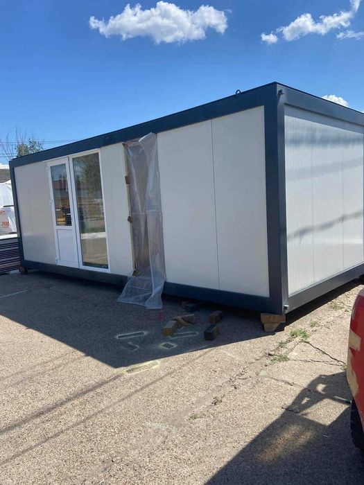 Containere moderne din stoc propriu sau pe comanda, pret competitiv