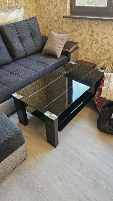 Стъклена холска маса