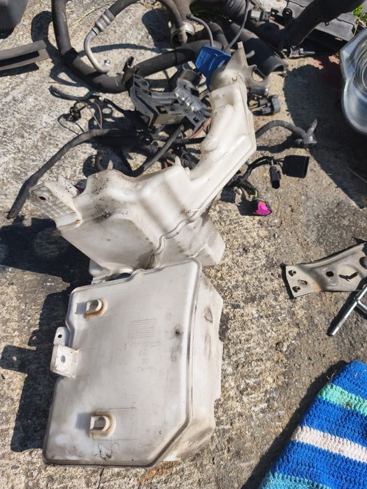 Vas lichid parbriz cu spălătoare faruri Volkswagen Passat B6