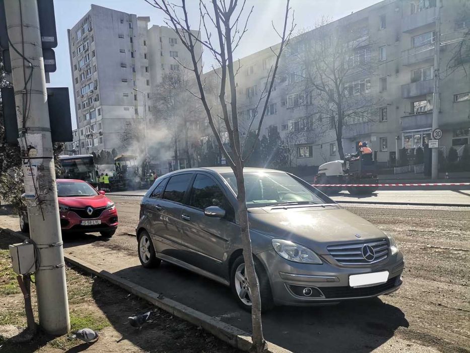 Mercedes-Benz B 200