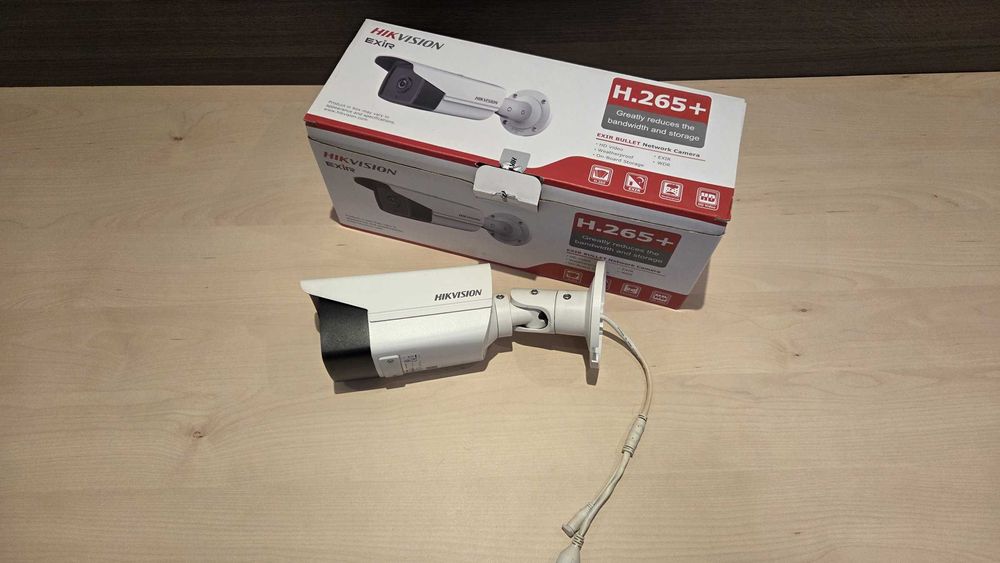 Camera Hikvision IP Bullet 8MP 4K, IR 50m, lentila 2.8mm, PoE, Folosit
